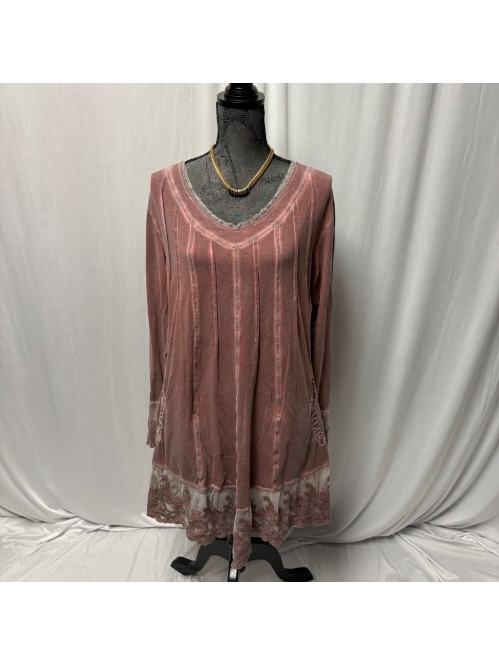 Gretty Zueger Tunic  Womens Large Pink Top Lace Hem Long Sleeve Boho Cottagecore